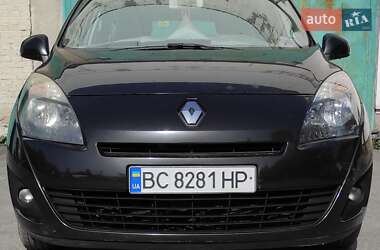 Renault Megane Scenic  2010