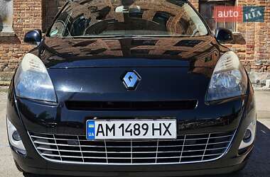 Renault Megane Scenic  2011