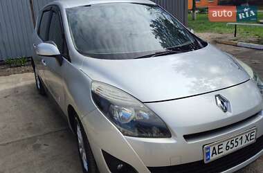 Renault Megane Scenic  2009