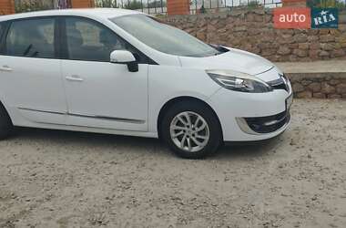 Renault Megane Scenic  2013