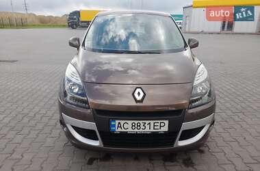 Renault Megane Scenic  2011