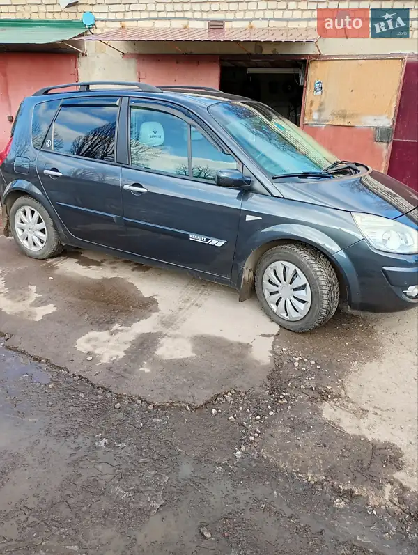 Renault Megane Scenic