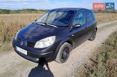 Renault Megane Scenic  2005