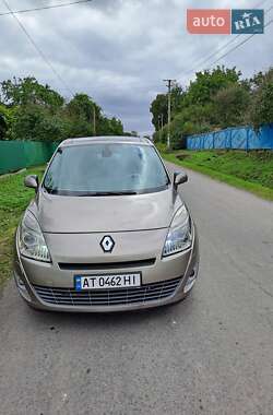 Renault Megane Scenic  2010