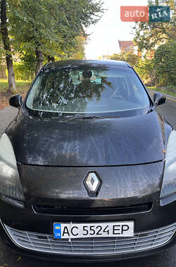 Renault Megane Scenic  2011