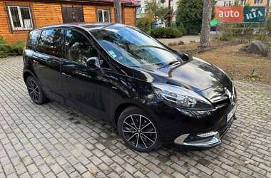 Renault Megane Scenic  2012