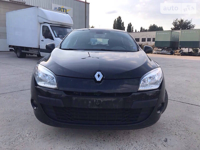 Renault Megane 2011 года
