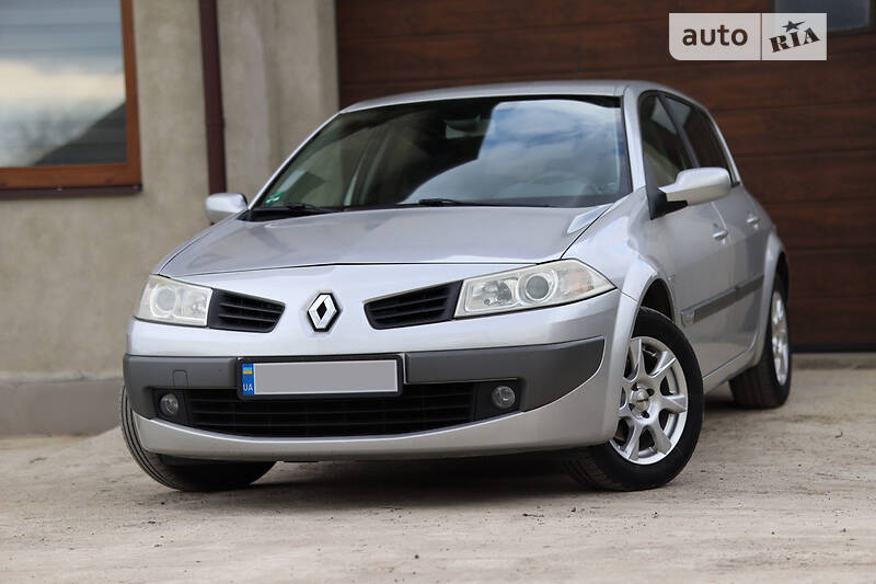 AUTORIA  1 010          Renault  Megane