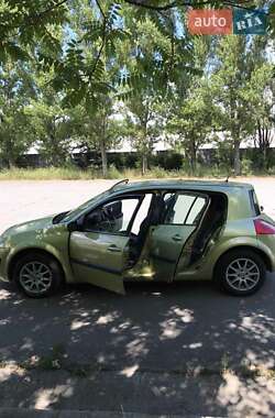 Renault Megane  2004