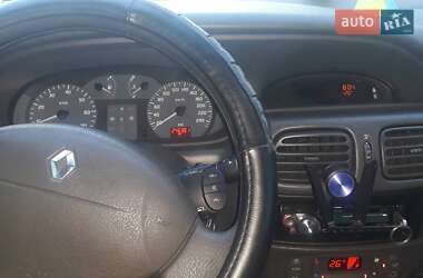 Renault Megane  2003