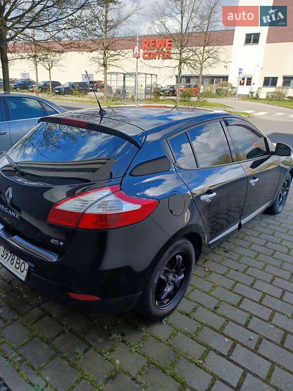 Хетчбек Renault Megane
