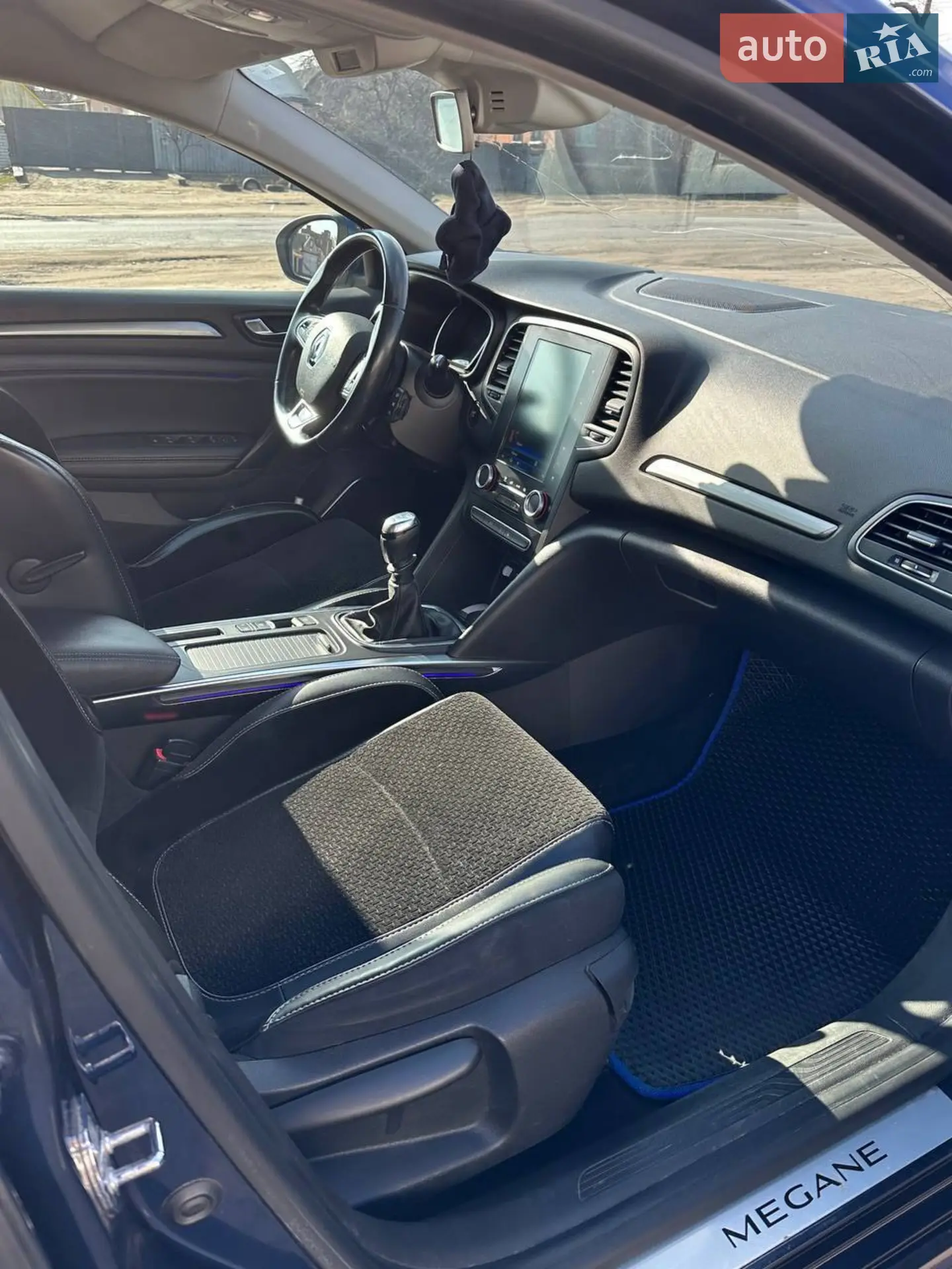 Renault Megane 2016 VIN VF1RFB00X55561655 фото оголошення 3 з 16