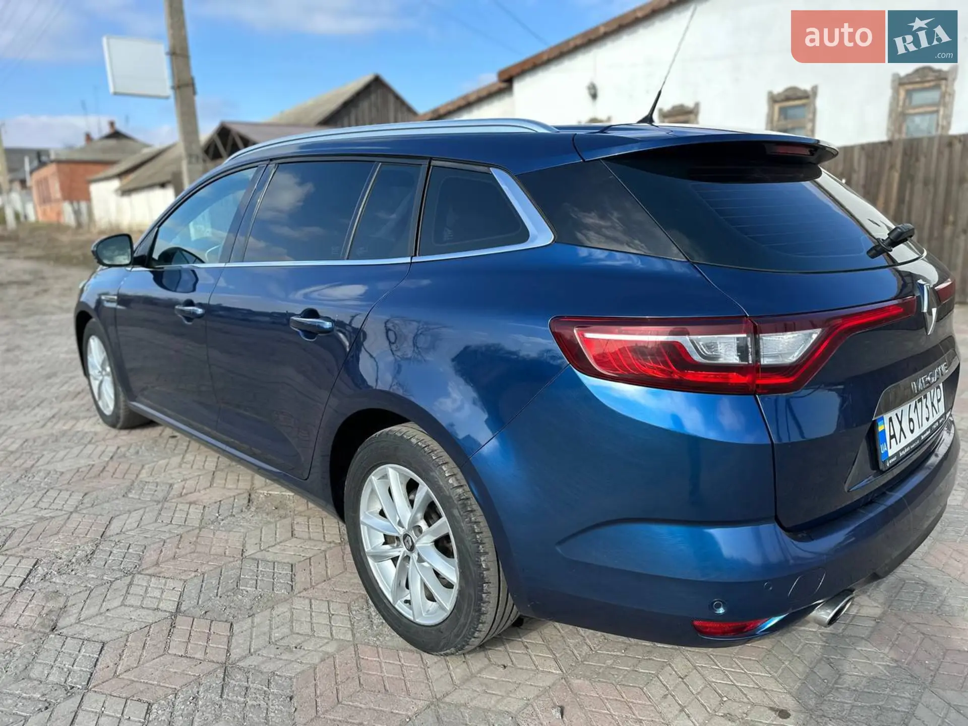 Renault Megane 2016 VIN VF1RFB00X55561655 фото оголошення 11 з 16