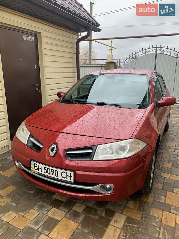 Седан Renault Megane