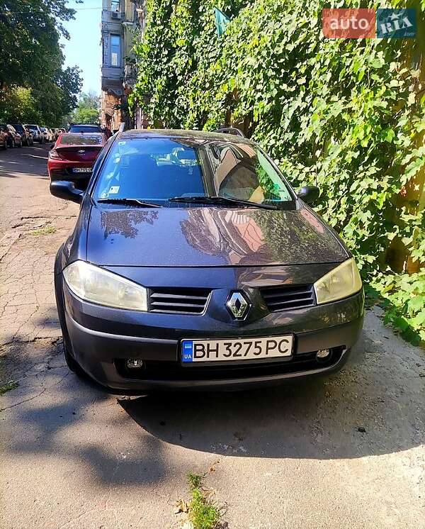 Легкові Renault Megane