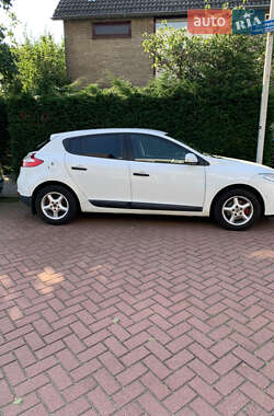 Renault Megane  2011