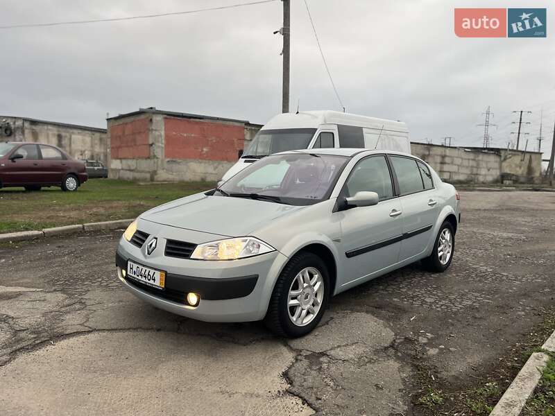 Седан Renault Megane