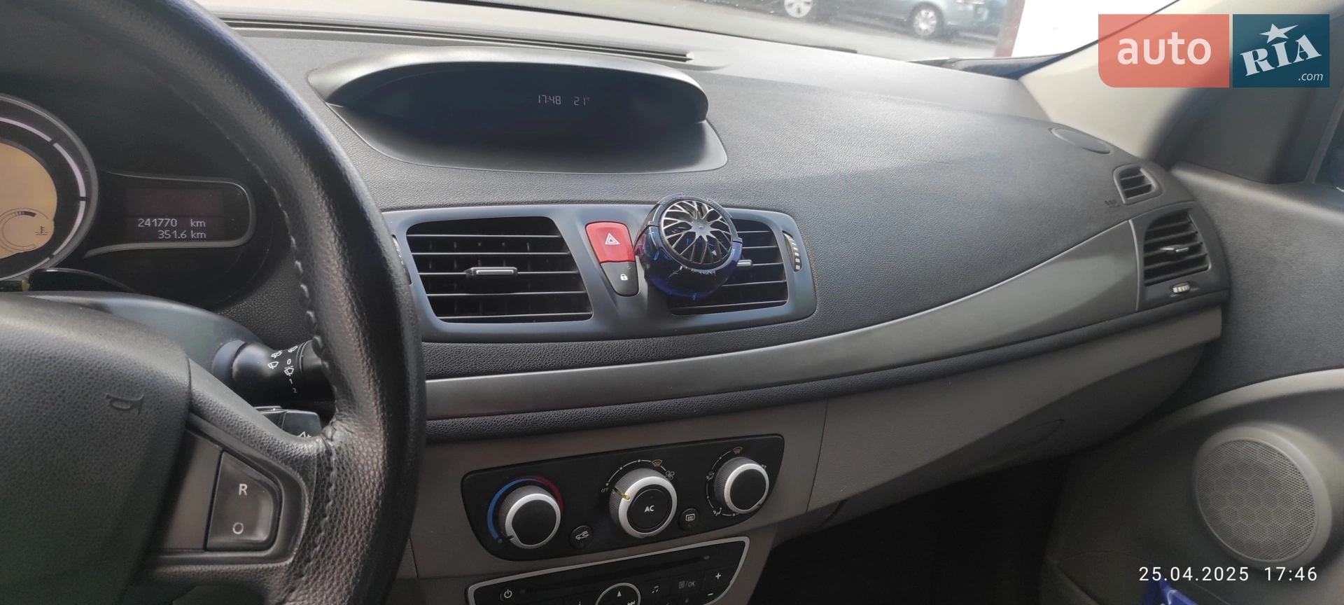 Renault Megane 2010 VIN VF1KZ0AD543700218 фото оголошення 11 з 20