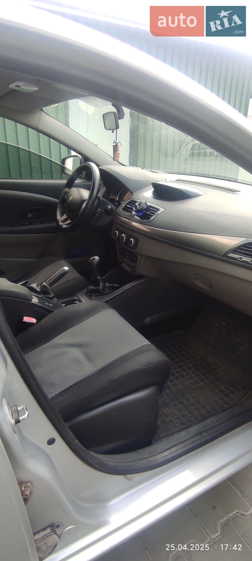 Renault Megane 2010 VIN VF1KZ0AD543700218 фото оголошення 19 з 20