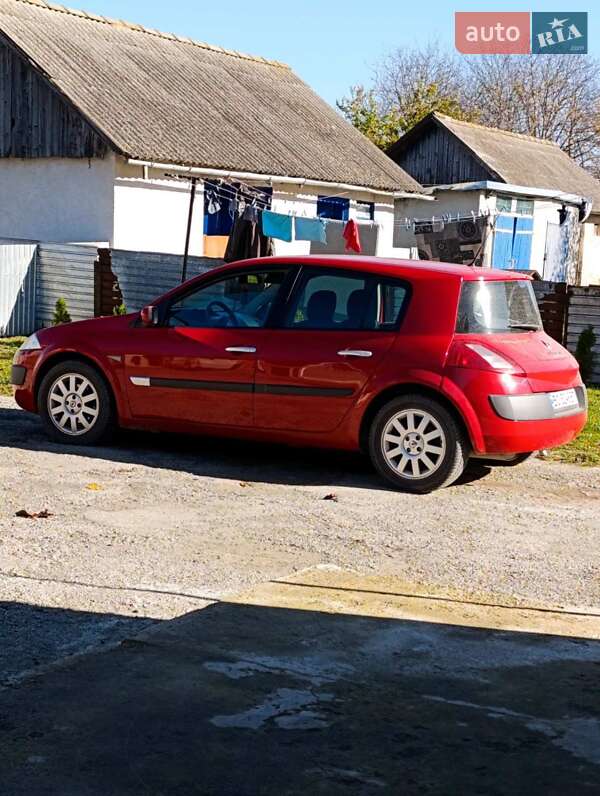 Хэтчбек Renault Megane