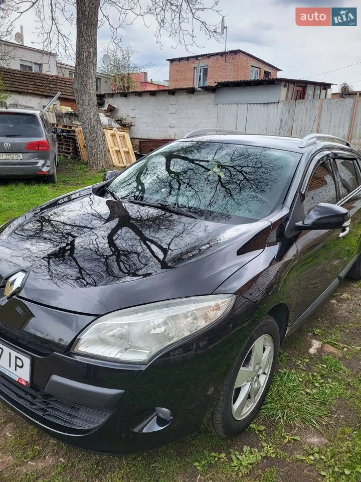 2010 Renault Megane - мініатюра 2
