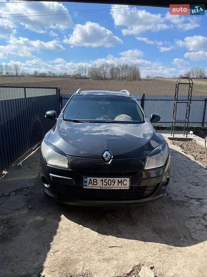 2010 Renault Megane - мініатюра 3