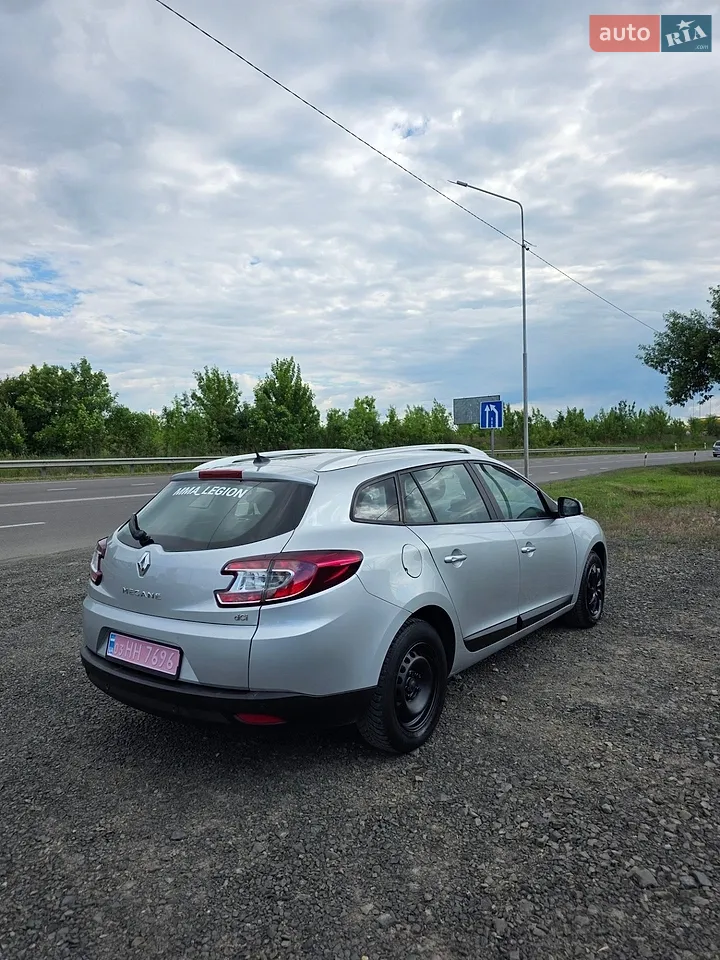 2012 Renault Megane - мініатюра 3