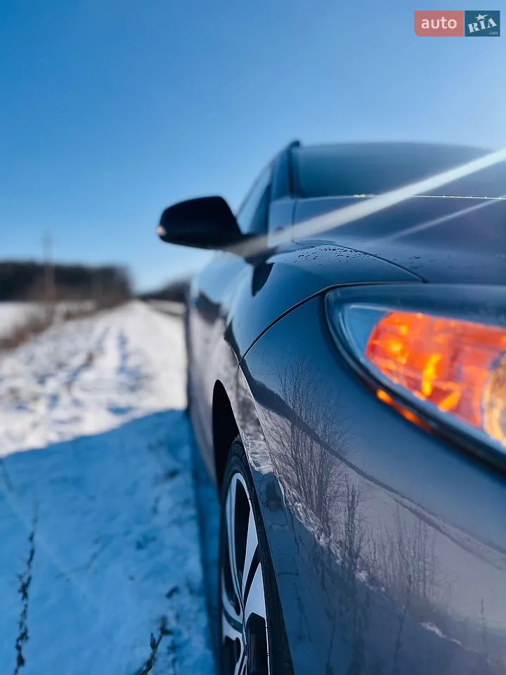 2011 Renault Megane - мініатюра 2