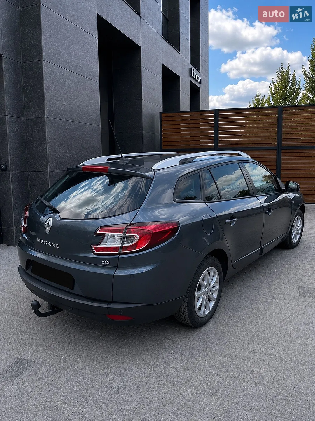 Renault Megane 2015 VIN VF1KZX40652454321 фото оголошення 4 з 10