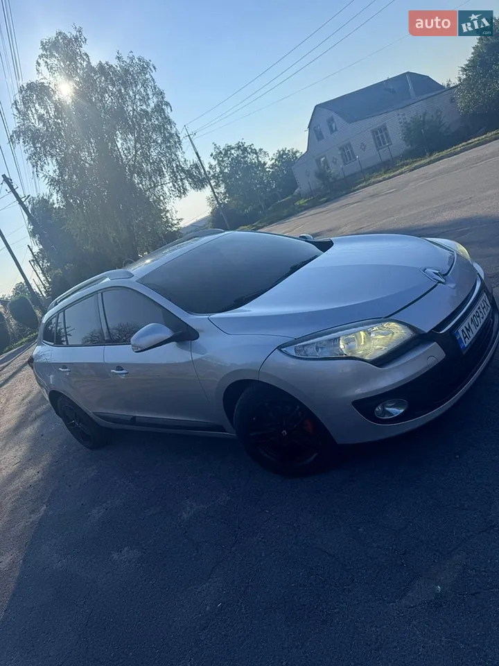 2013 Renault Megane - фото 1