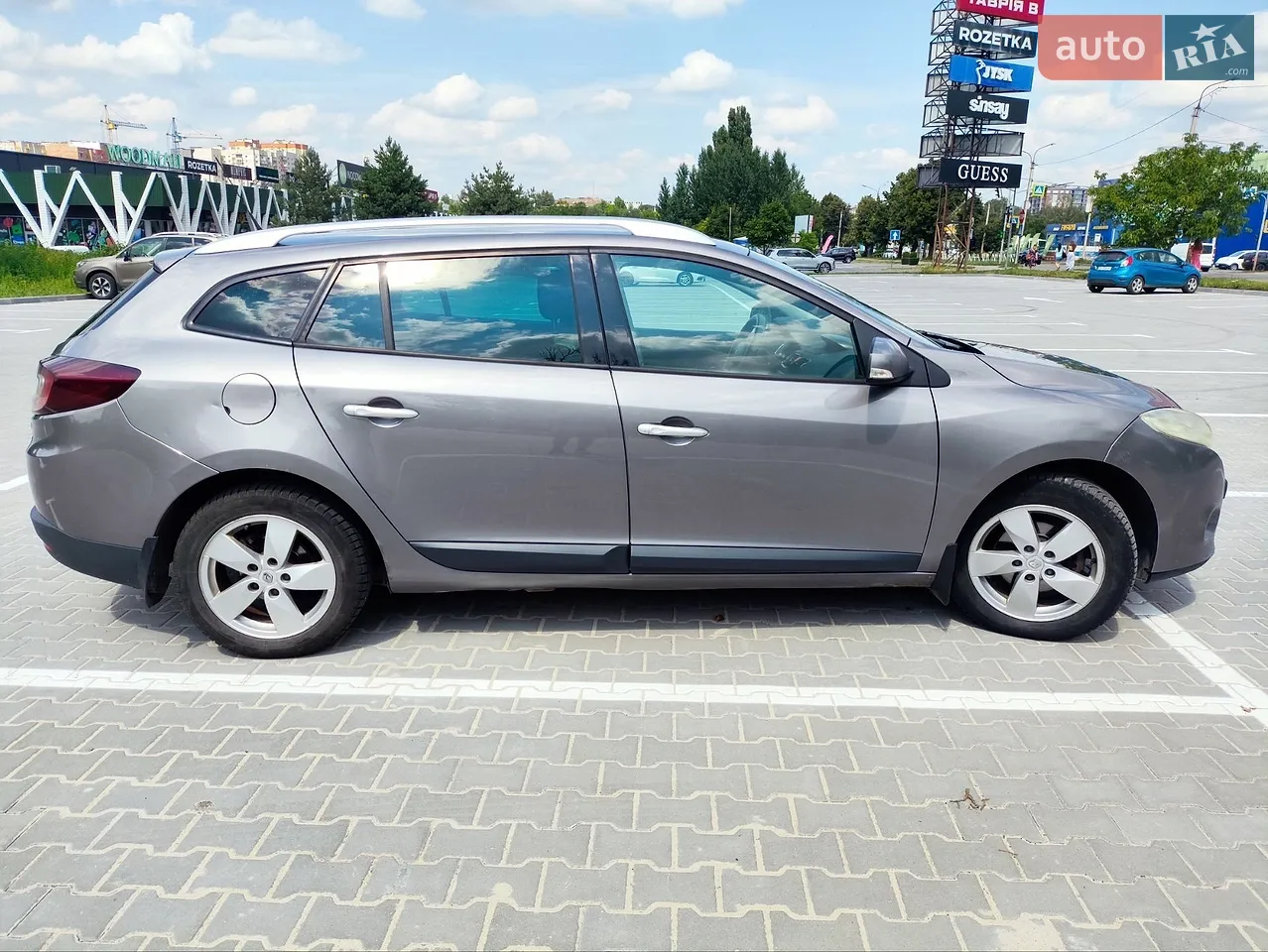 2010 Renault Megane - мініатюра 4
