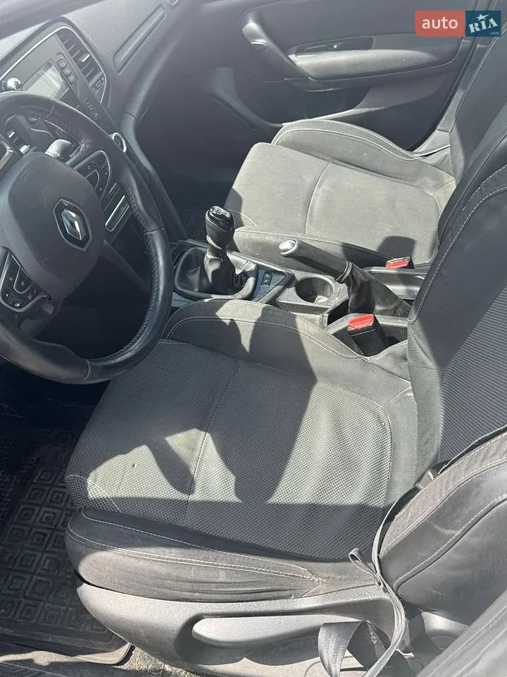 2017 Renault Megane - мініатюра 2