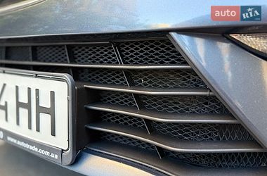 Седан Renault Megane 2017 в Киеве фото 43 Седан Renault Megane 2017 в Киеве