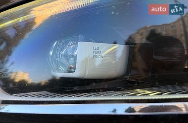 Седан Renault Megane 2017 в Киеве фото 44 Седан Renault Megane 2017 в Киеве