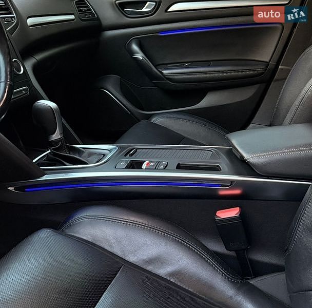 Седан Renault Megane 2017 в Киеве фото 57 Седан Renault Megane 2017 в Киеве