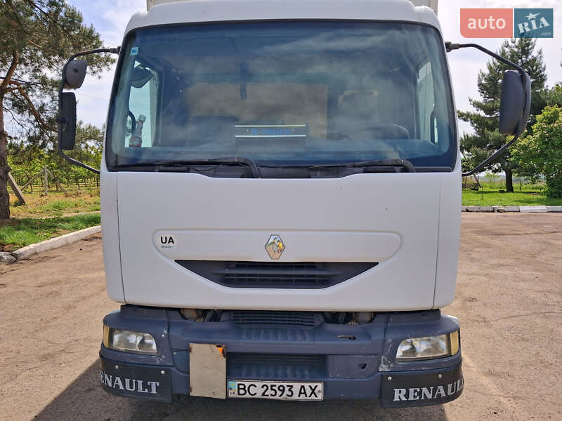 Renault Midlum