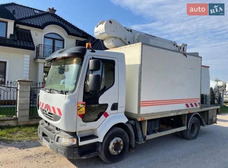 Автовишка Renault Midlum