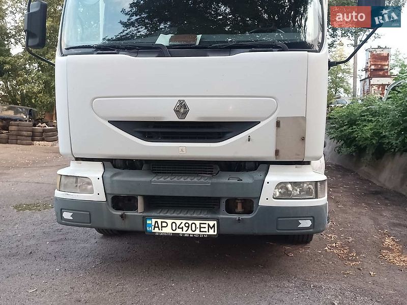 Грузовой фургон Renault Midlum