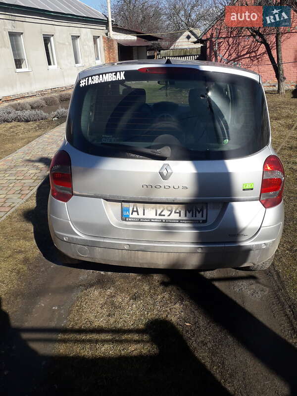Хэтчбек Renault Modus 2010 в Зенькове