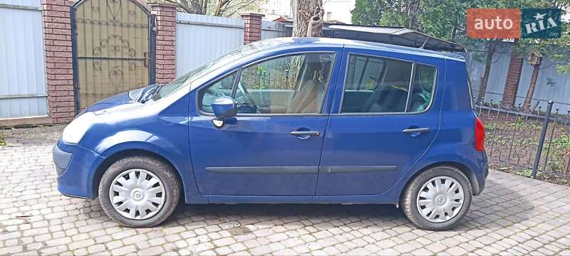 Хэтчбек Renault Modus 2009 в Львове