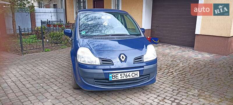 Хэтчбек Renault Modus 2009 в Львове