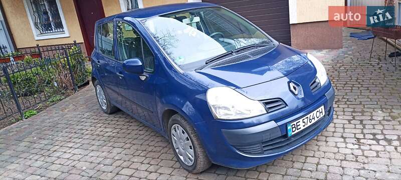 Хэтчбек Renault Modus 2009 в Львове
