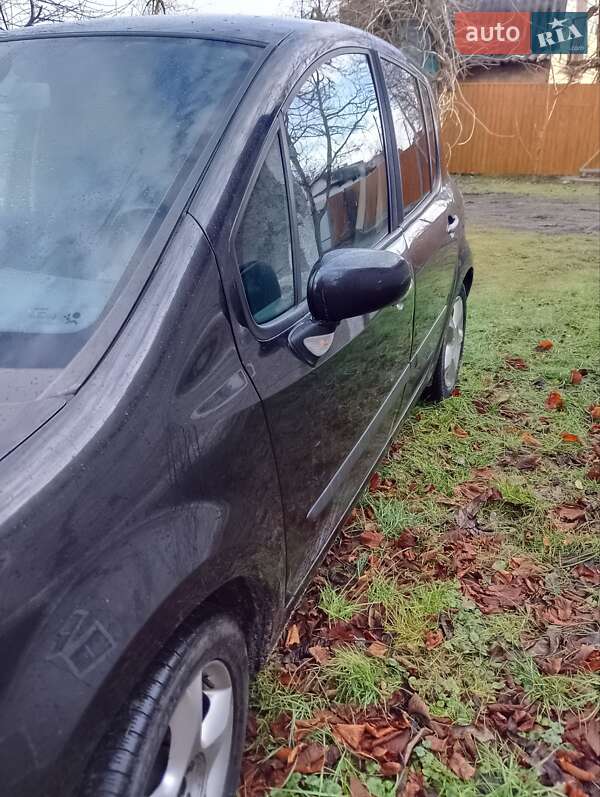 Хетчбек Renault Modus 2007 в Богуславі