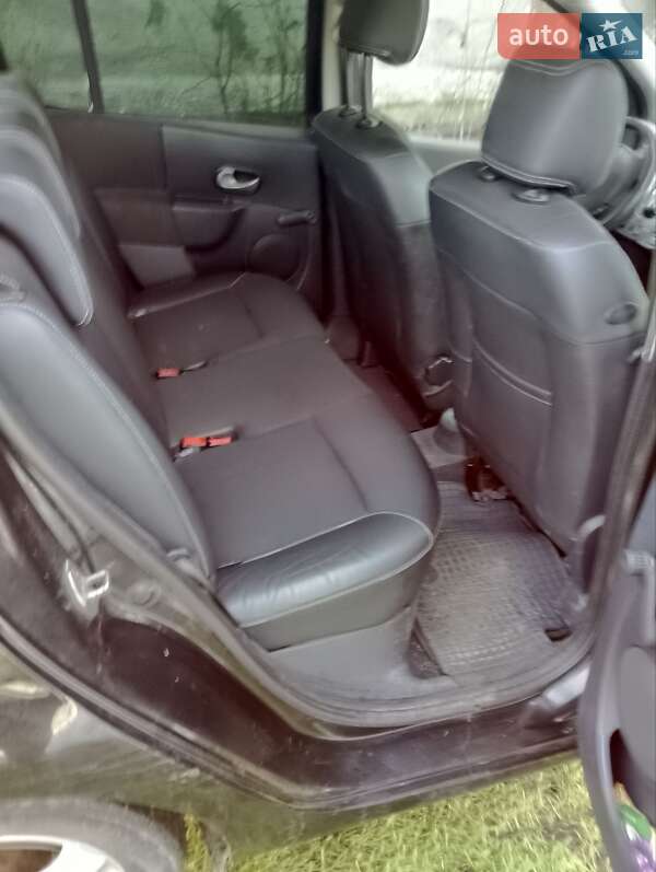 Хетчбек Renault Modus 2007 в Богуславі