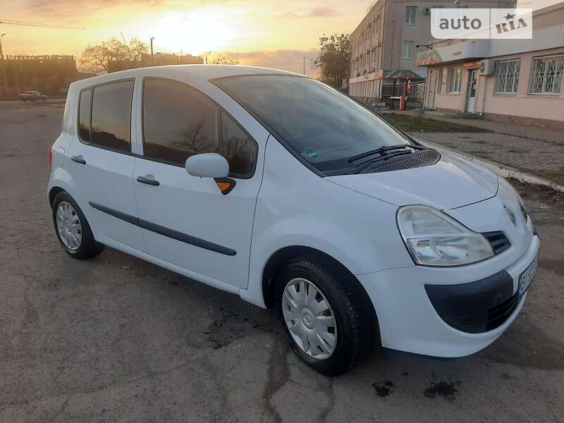 Легковые Renault Modus