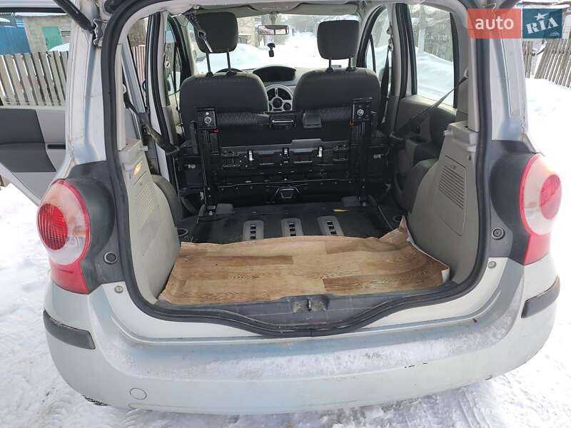 Хэтчбек Renault Modus 2005 в Шостке фото 4 Хэтчбек Renault Modus 2005 в Шостке