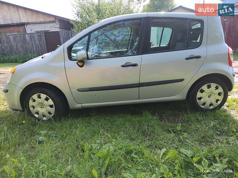Хэтчбек Renault Modus 2005 в Шостке фото 12 Хэтчбек Renault Modus 2005 в Шостке