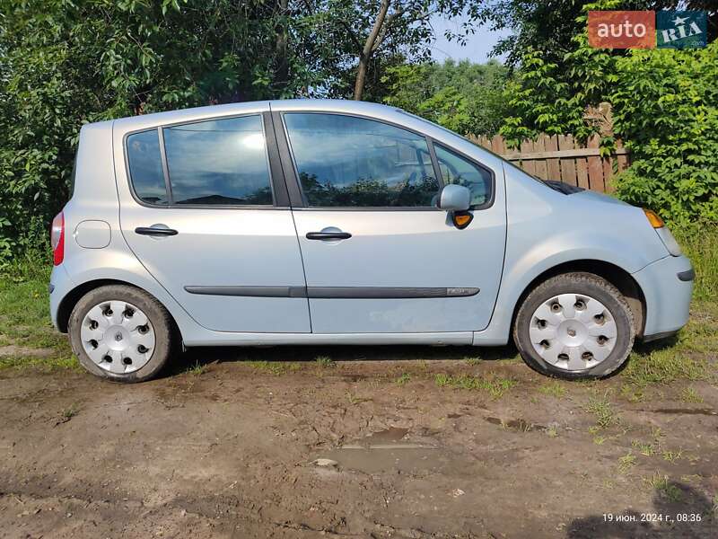 Хэтчбек Renault Modus 2005 в Шостке фото 15 Хэтчбек Renault Modus 2005 в Шостке