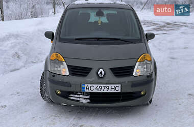 Renault Modus  2005