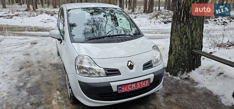 Хетчбек Renault Modus